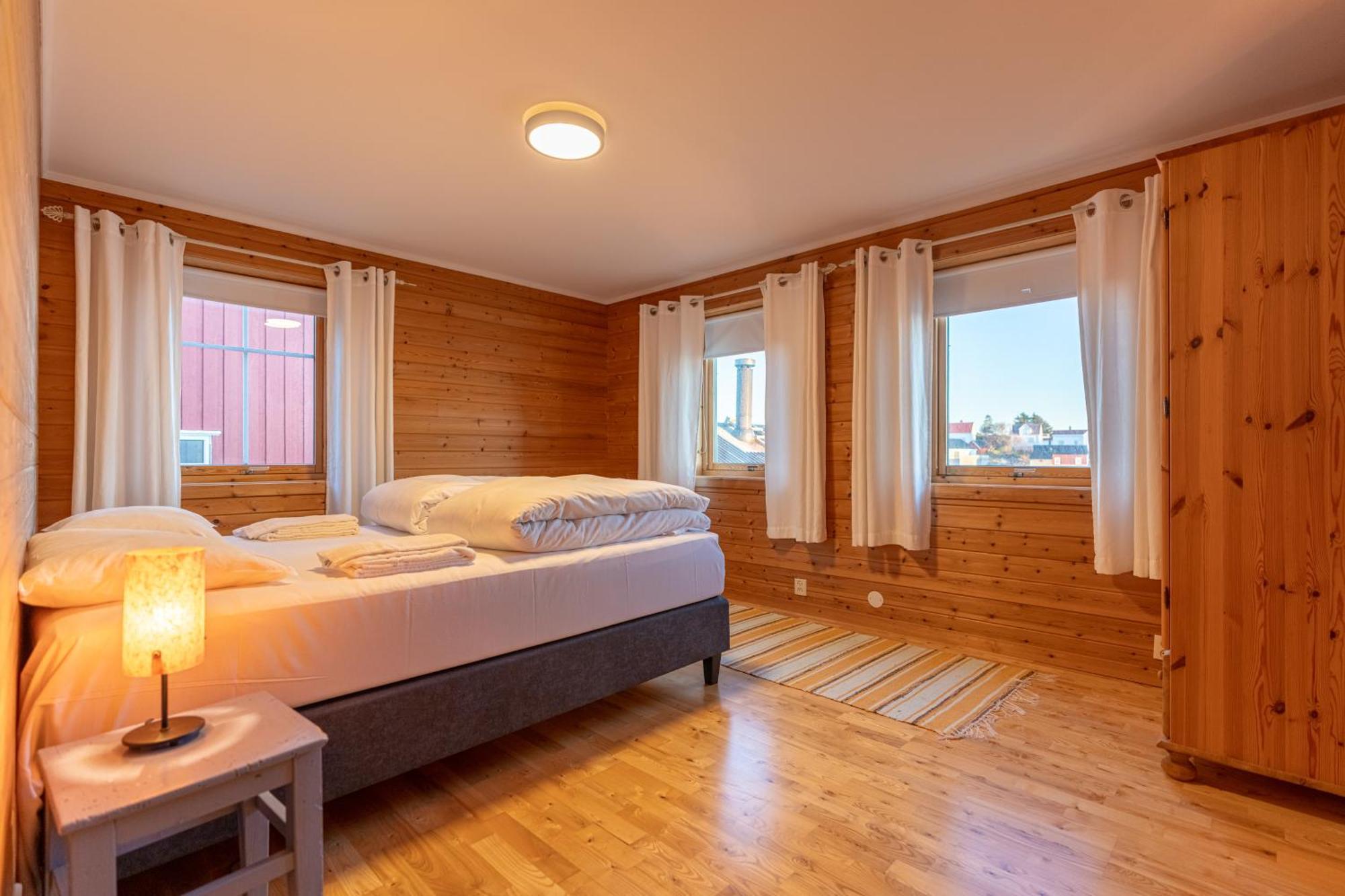 Henningsvaer Rorbuer Hotel Екстериор снимка