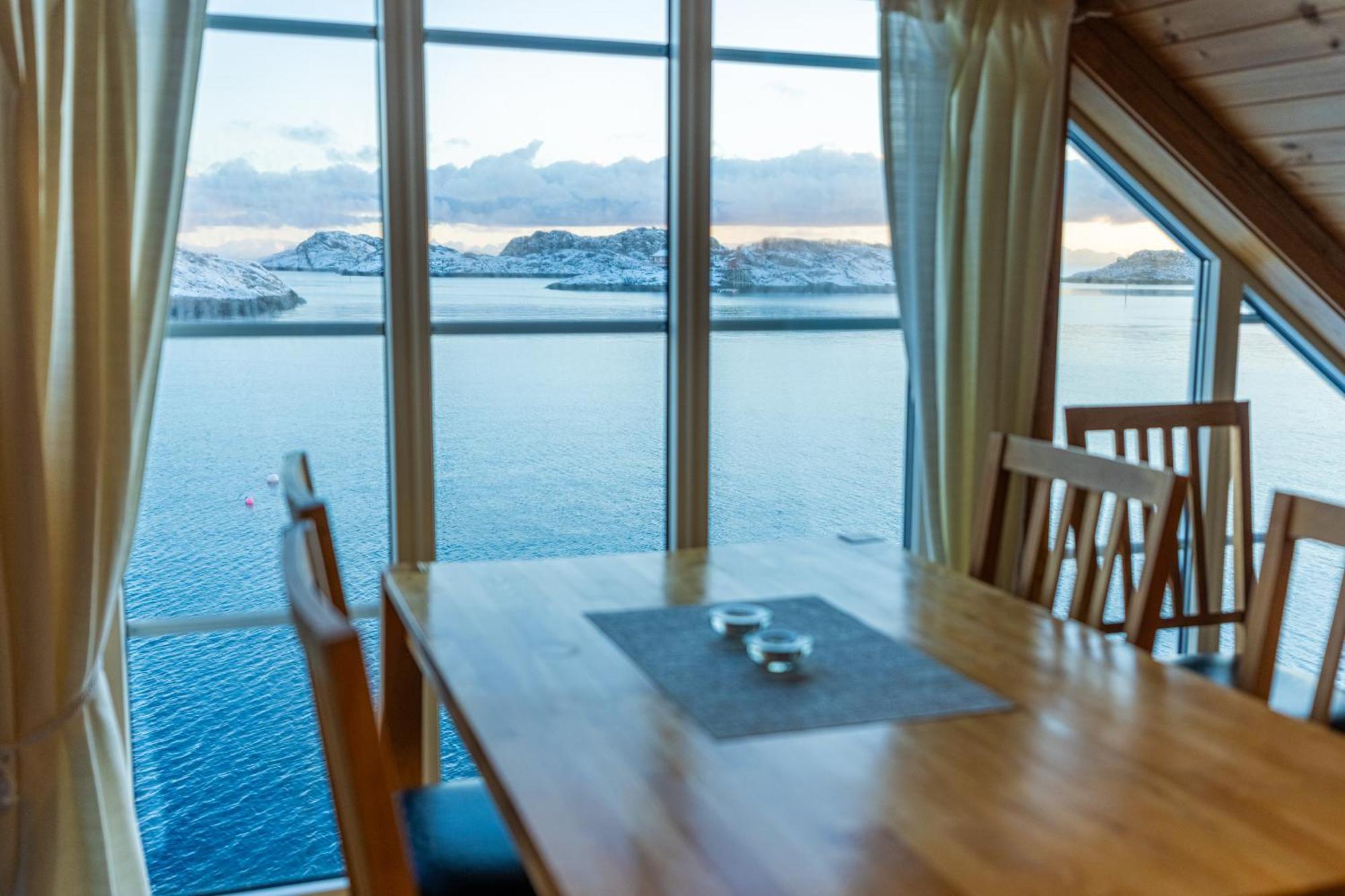 Henningsvaer Rorbuer Hotel Екстериор снимка