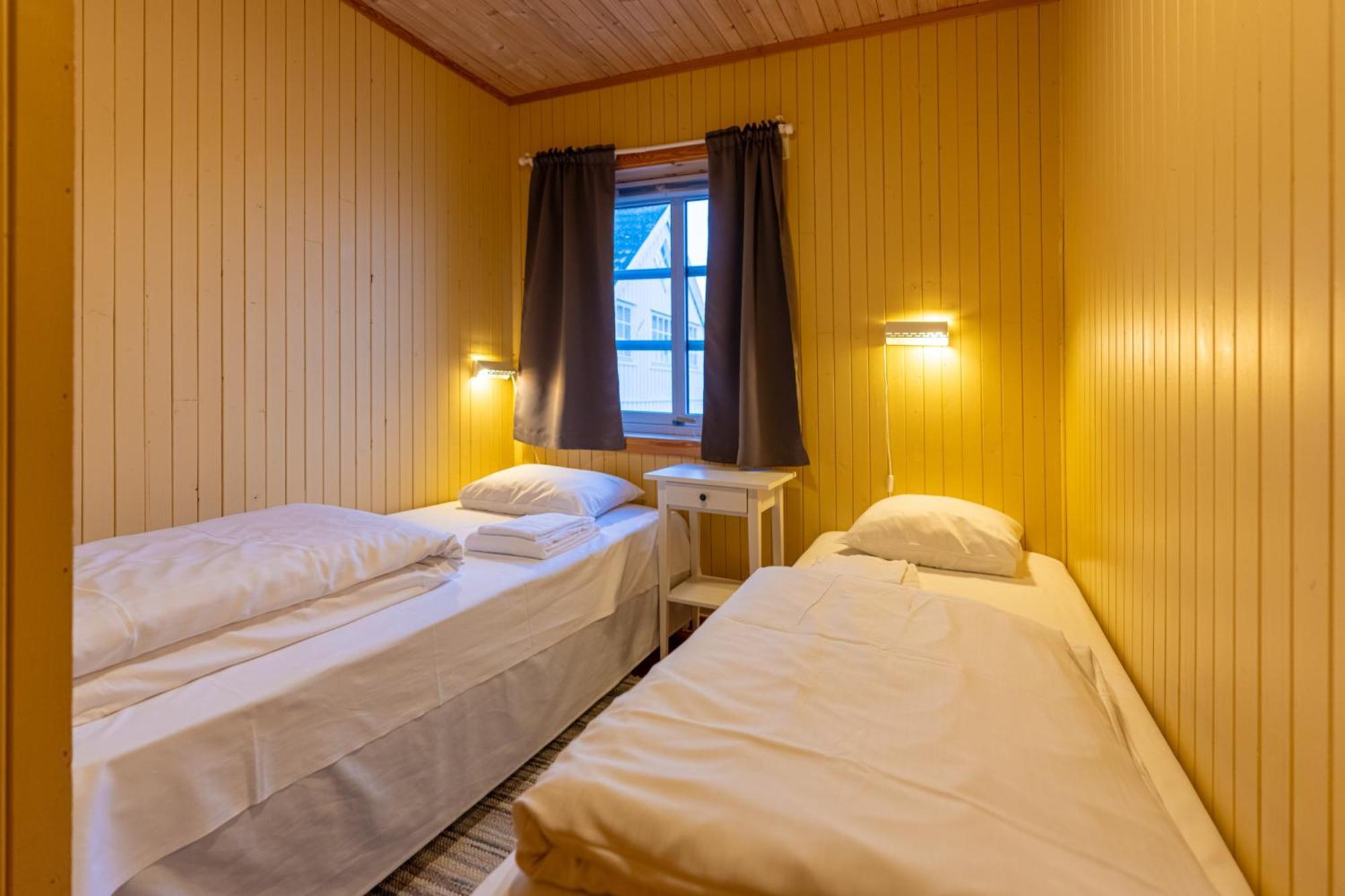 Henningsvaer Rorbuer Hotel Екстериор снимка